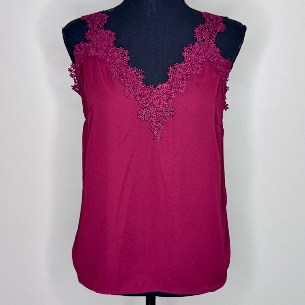 Charlotte Russe Tank Top Blouse Womens Medium Burgundy V-Neck Floral Lace Spring